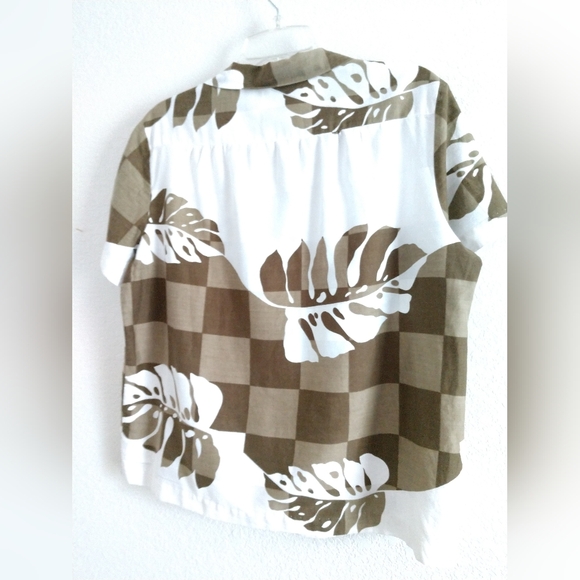 Hilo Hattie Hawaiian Shirt Floral Leaf Monstera Print Made in USA XL Chest 42" - Picture 5 of 6